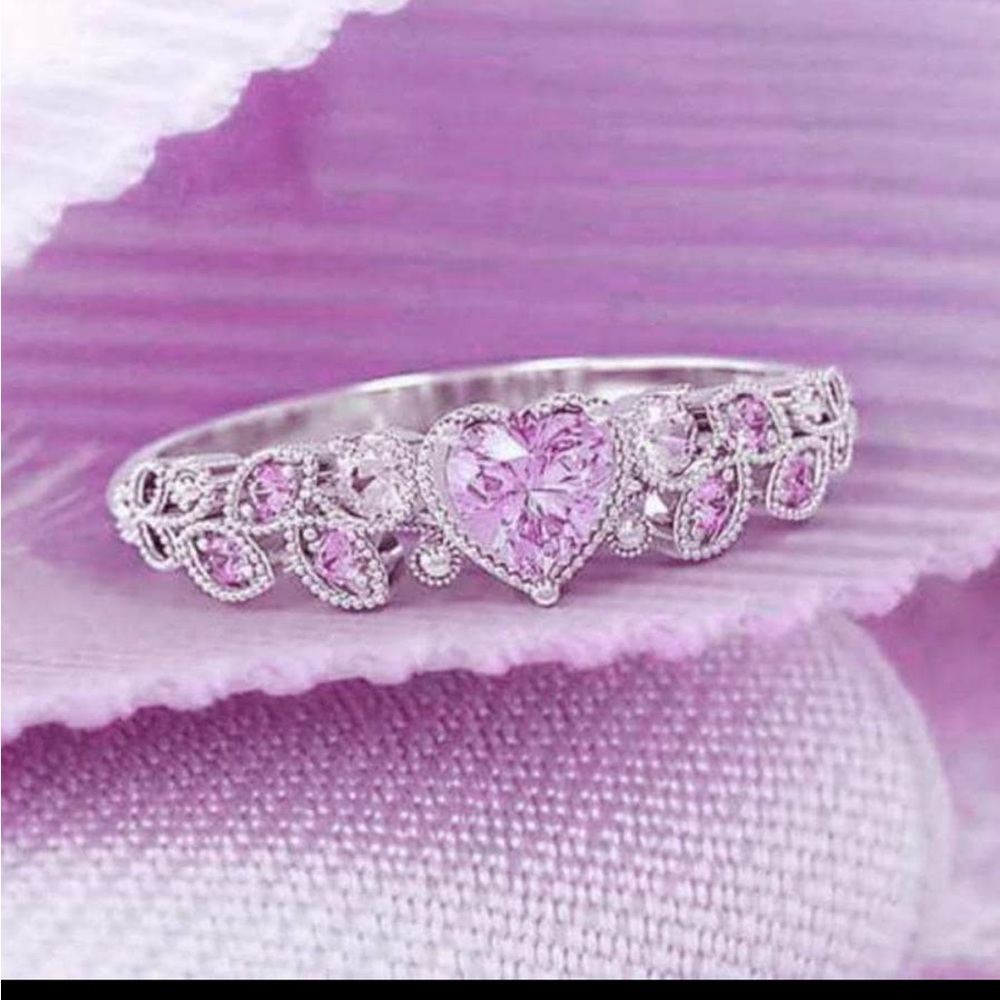 NEW Rhinestone Heart Decor Ring Valentines Size 7 or 8